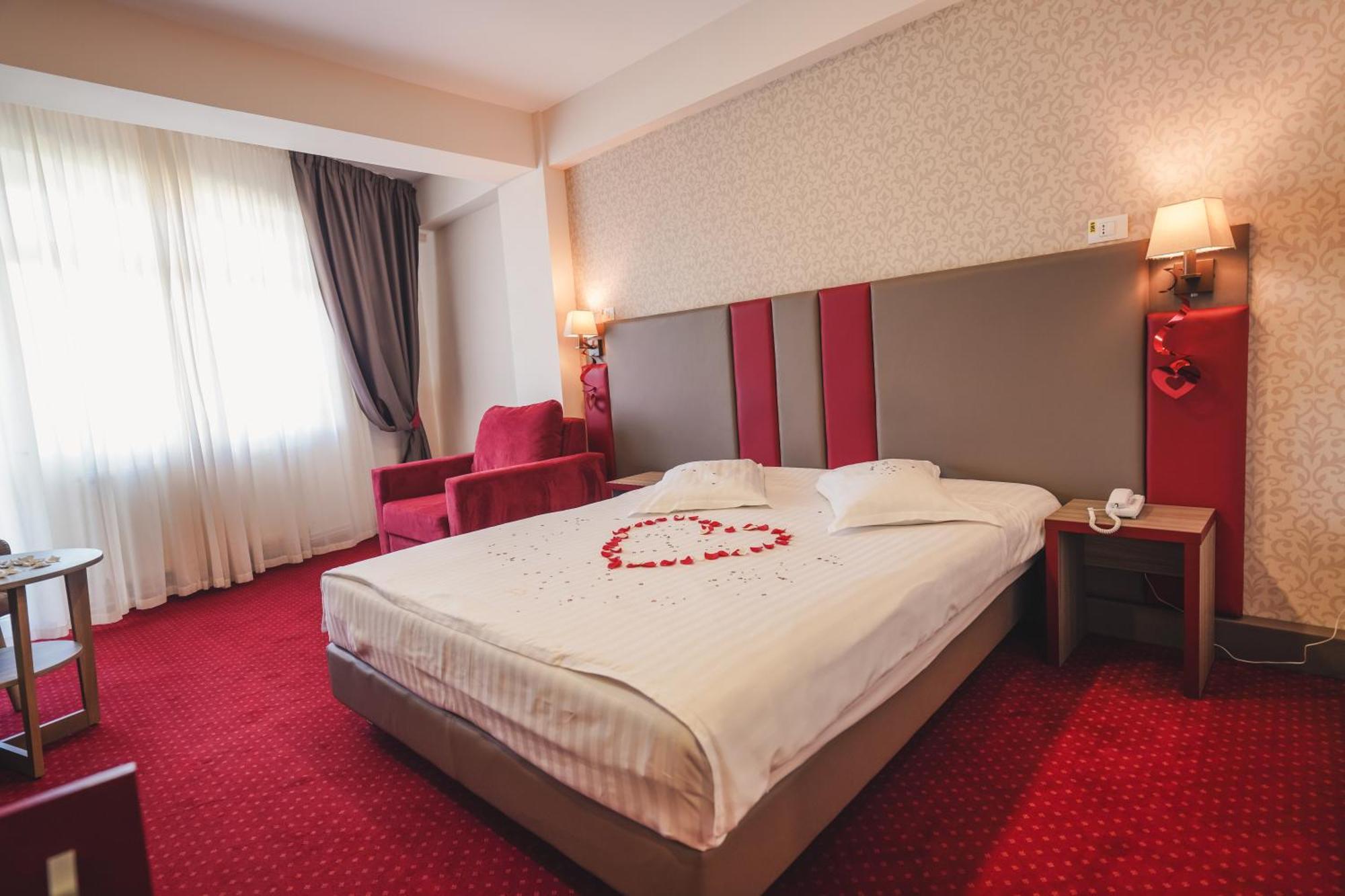 Hotel Marea Neagra Sinaia Kültér fotó