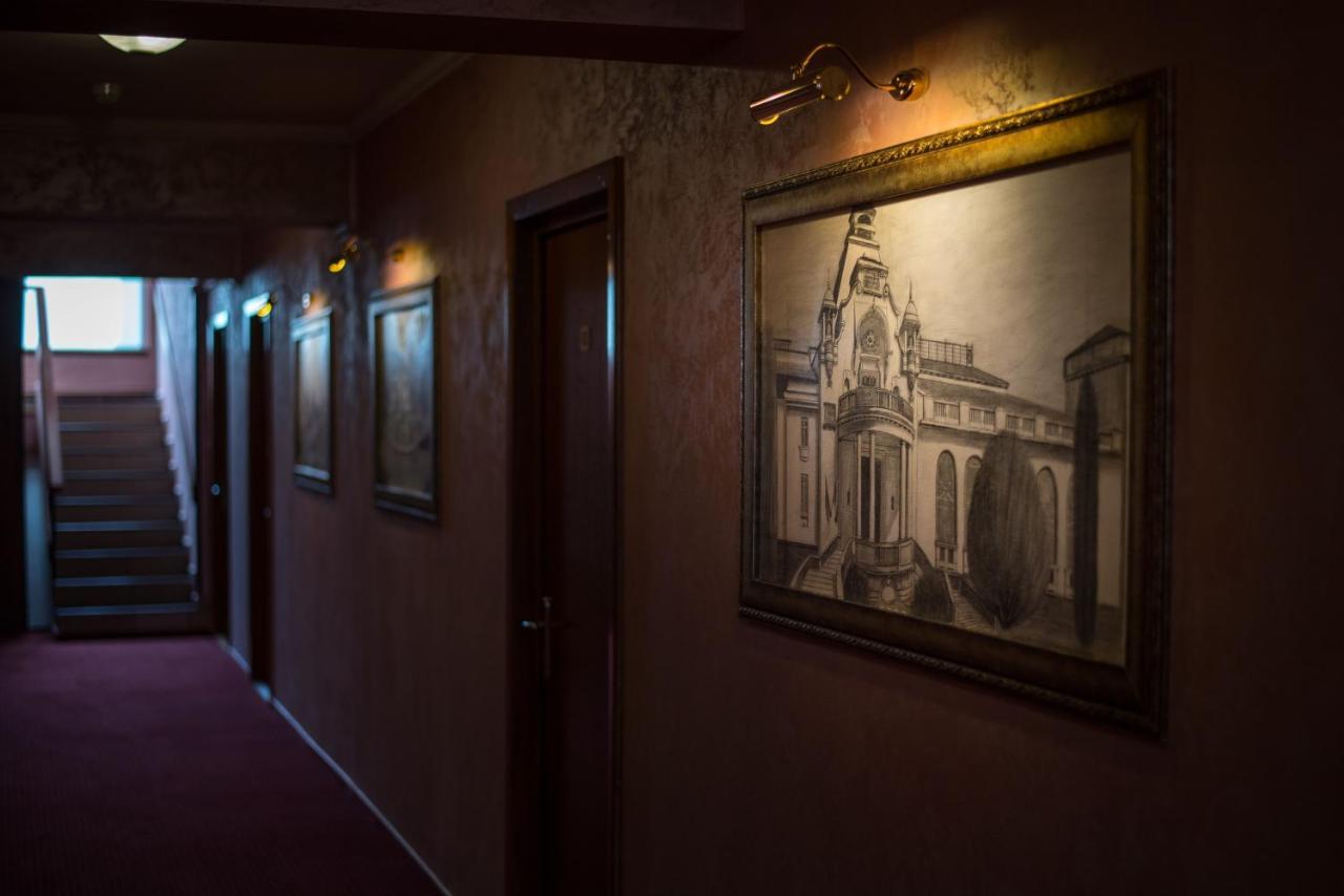 Hotel Marea Neagra Sinaia Kültér fotó